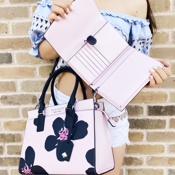 BUNDLE - Kate Spade satchel + convertible wallet - Picture 2 of 7